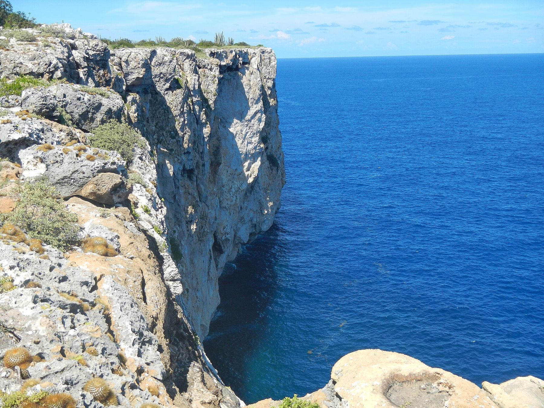 The cliffs of Mona Island, the pirates' island